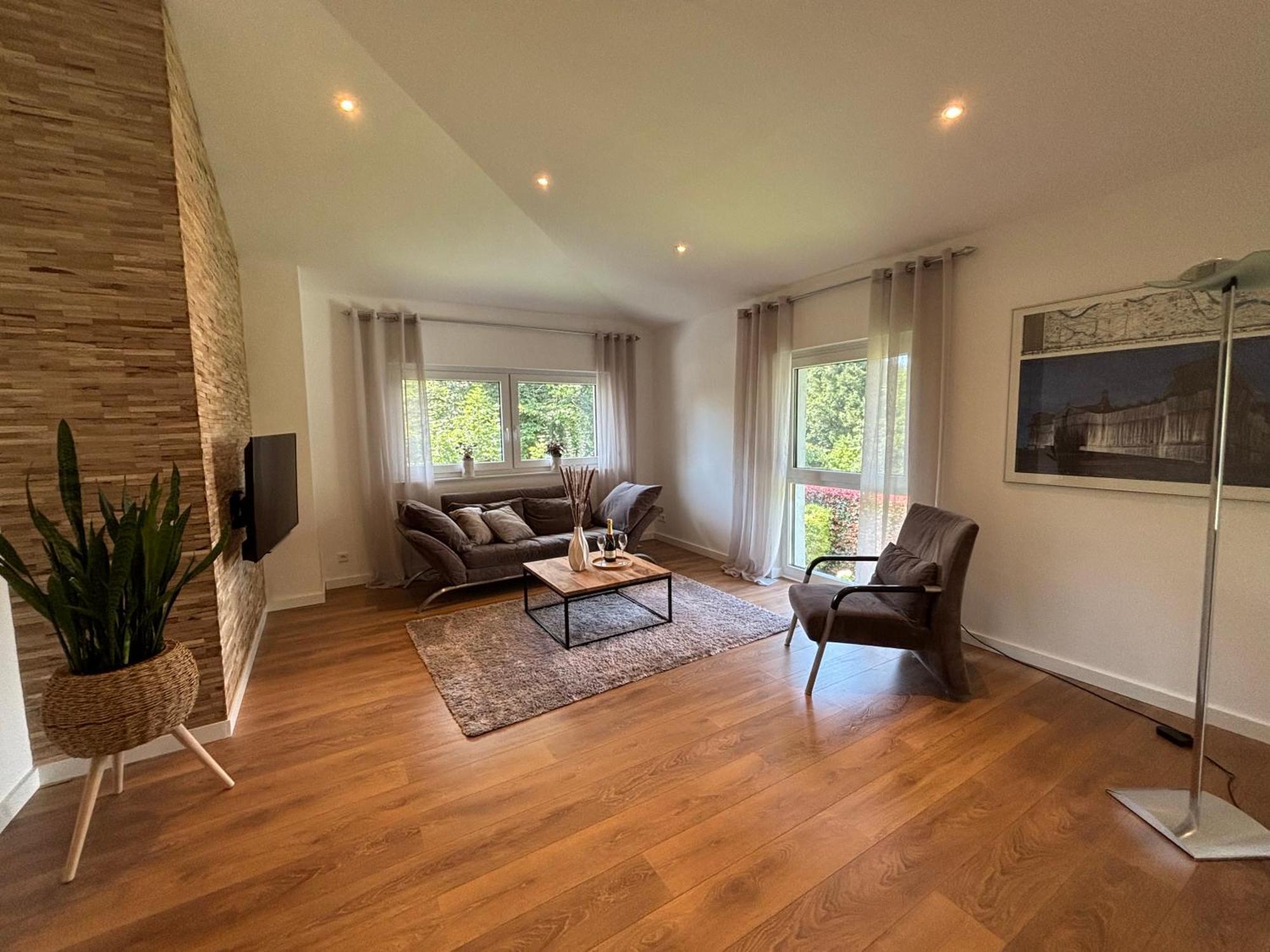 B&S-Apartment 100 Qm Neu Schlangen Bagian luar foto